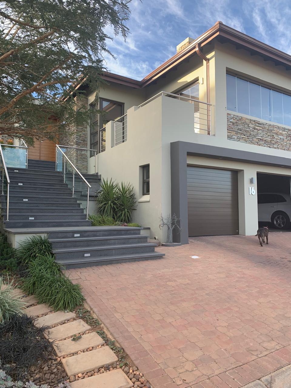 Luxury House 2